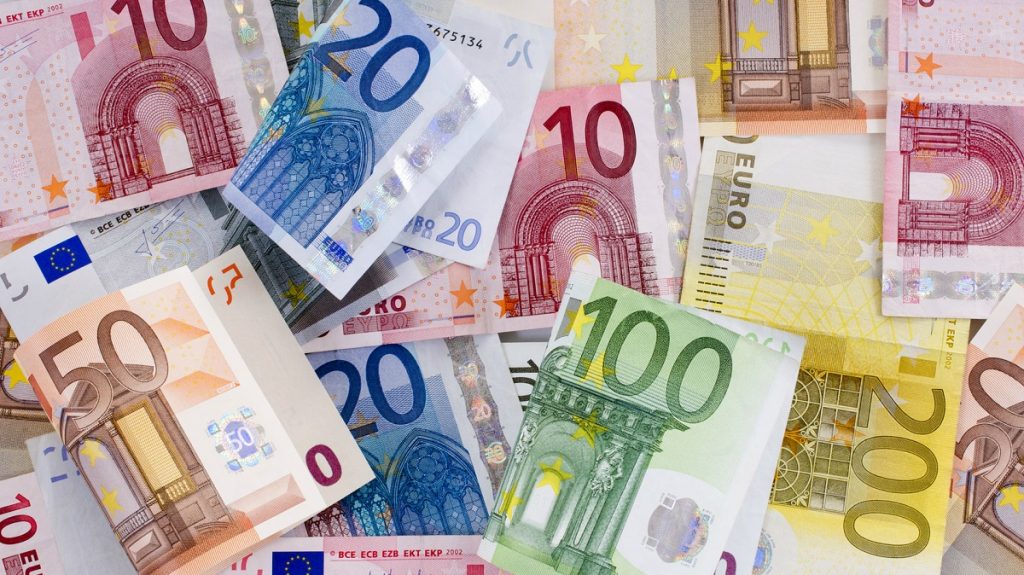 Прогноз курса евро на 2019 год