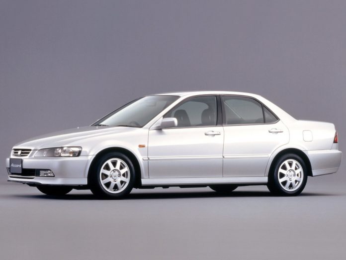 Эксперты назвали надежные японские автомобили за 200 000 рублей