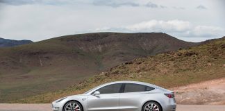 Новые обновления Tesla сделают Model 3 неугоняемой